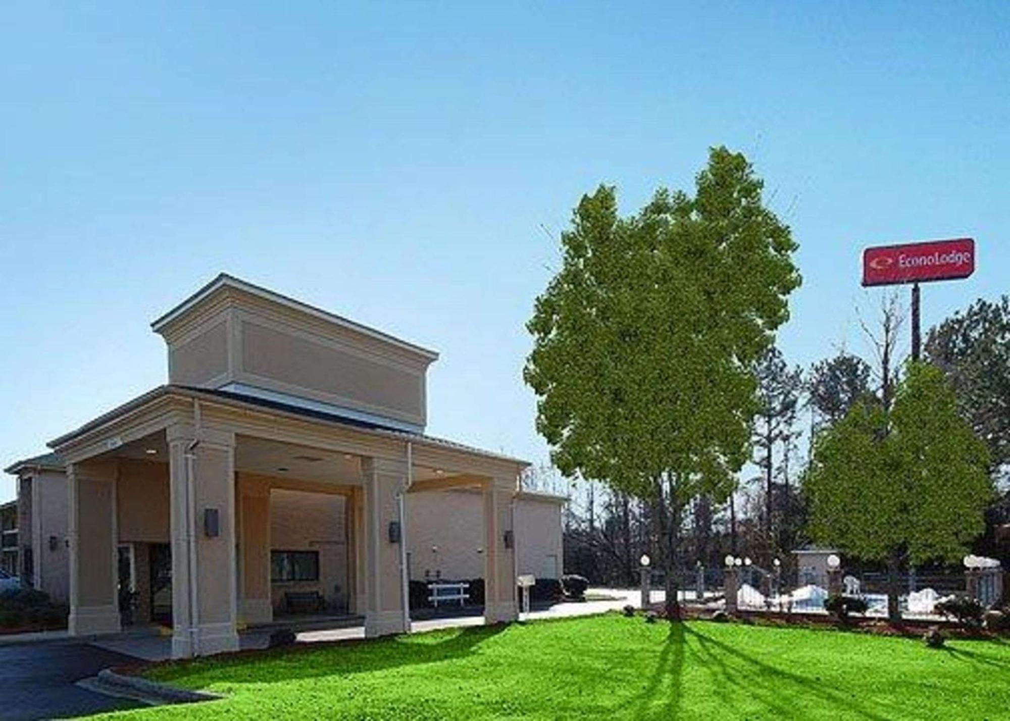 Econo Lodge Канаполис Екстериор снимка