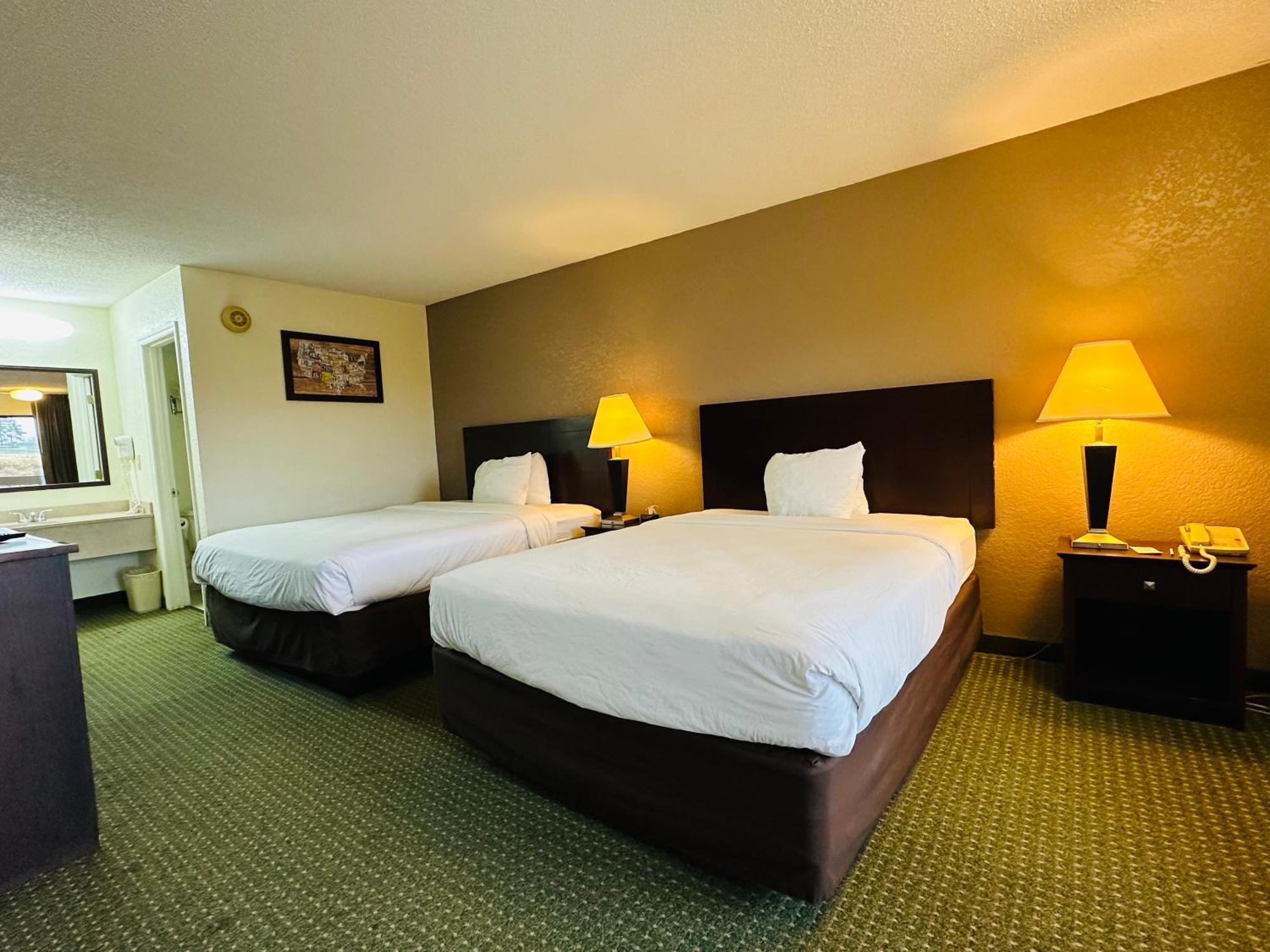 Econo Lodge Канаполис Екстериор снимка