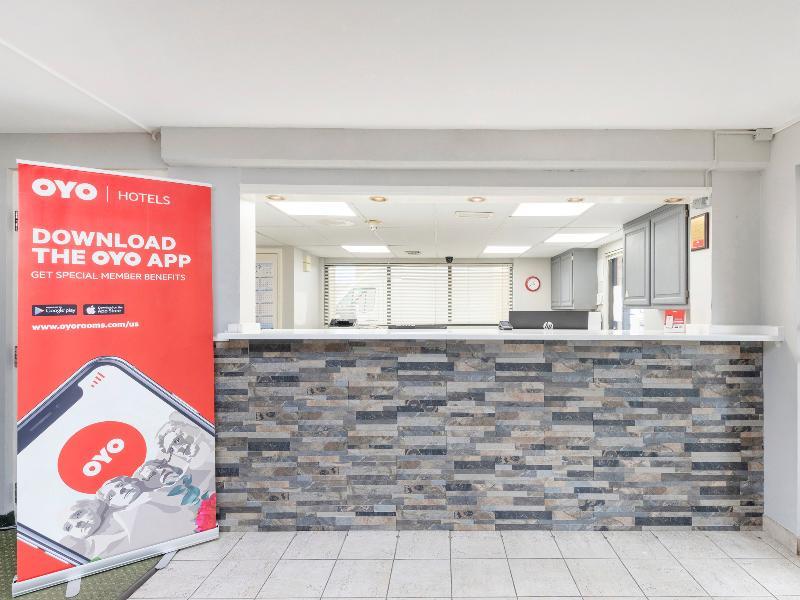 Econo Lodge Канаполис Екстериор снимка